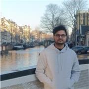 English Tutor who teaches who loves to teach english and makes commucation easy.