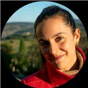 Ciao!Vuoi studiare la biologia di un modo dinamico?Sono una ricercatrice di scienze che ti potrà aiutare con questa materia (in italiano e spagnolo). E se ti interessano anche lezioni di spagnolo,sono madre lingua☺️