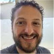 Professor especializado em conversação, cultura internacional e certificados, fale comigo!