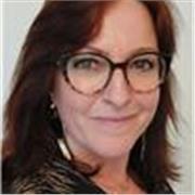 Besoin d'un professeur qui s'adapte à vous et à vos besoins en toute confiance et bienveillance ? Parlons-en ensemble !