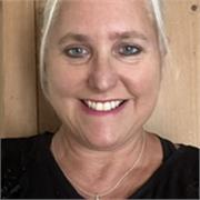 I have extensive experience of teaching English as a foreign language. This has largely been as a Homestay tutor