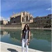 Graduada en doble grado de infantil y pedagogía con un año en un centro escolar como cotutora de 1º infantil