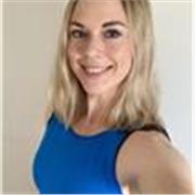 Native English speaker. Laureato in di madrelingua inglese, insegna inglese per conversazione