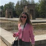 Soy graduada en Lengua Española y su Literatura por la Universidad de León, con amplios conocimientos en ELE. Además, cuento con el Máster Universitario en Formación del Profesorado en Secundaria y Bachillerato, Escuelas Oficiales de Idiomas y FP