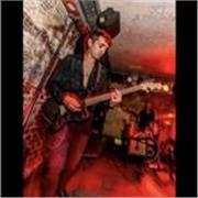 Profesor de guitarra con más de 7 años de experiencia, cursando Hª y Ciencias de la Música