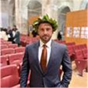 Esperto in scienze sociali. Sociologo, esperto in sicurezza e criminalità organizzata. Volto a studenti di liceo e università