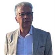 J'enseigne les matières suivantes :
- le Droit
- le français
- les Sciences politiques
- l'Histoire
- la Psychologie
