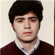 Doy clases de Lengua Castellana y Literatura. Soy alumno de último año de Filología Hispánica. Bueno en Sintaxis