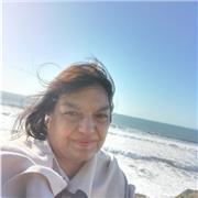 Educadora de párvulos licenciada en educación U.C. profesora general básica, amplia experiencia tanto en infantes como adolescentes