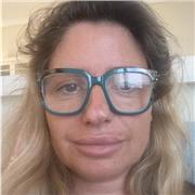 Sono insegnante di scuola elementare abito all’estero e offro lezioni di aiuto compiti anche per bambini con DSA