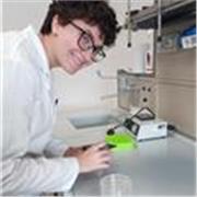 Sono una studentessa di scienze e tecnologie alimentari all'università di Parma che offre supporto per ripetizioni online