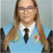 Soy profesora de Educación Primaria con mención de Inglés. 
Trabajo utilizando diferentes metodologías como la gamificación