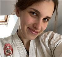 Laureata in mediazione linguistica offre ripetizioni di lingue straniere e tutte le materie della scuola dell'obbligo
