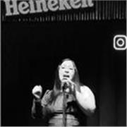 Profesora de canto para niños adolescentes y adultos