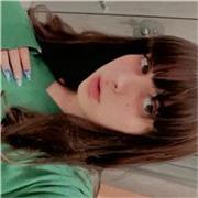 Sono una ragazza di 19 anni fluente nella lingua inglese. Principalmente mi occupo di conversazione e grammatica, ma sono anche disponibile a spiegare letteratura inglese. 