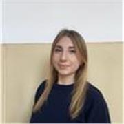 Auxiliar de clases particulares de inglés durante 5 años.