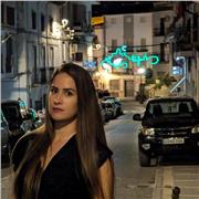 Logopeda apta para brindar terapias del lenguaje (niños)