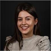 Me defino como una persona comprometida con la educación, con vocación por enseñar y con ganas de seguir aprendiendo continuamente