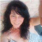 Plasmar en un lienzo blanco  tús pensamientos y verlos visualmente transformado en arte.