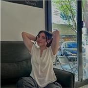 universitaria laureanda in lingue e mediazione impartisce ripetizioni di francese e inglese, sia presenziali che online