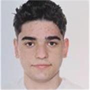 Profesor estudiante universitario apto para dar clases a gente cursando en bachillerato o en la ESO