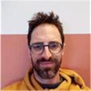 Professeur agrégé de mathématiques, expérimenté, donne cours tous niveau en maths, et jusqu'à la Terminale en physique/chimie