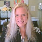 I create engaging online lessons tailored to individual learners.