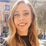 Graduada en Psicopedagogía doy clases a alumnos y alumnas de primera