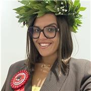 Neolaureata con esperienza in lezioni di ripetizioni per supportare i ragazzi