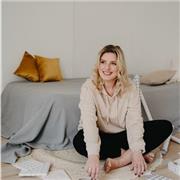 Ich unterrichte Erste Hilfe Kurse, Krankpflege alles online.