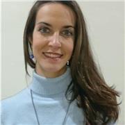 ¿Te vas de Erasmus a Italia y quieres aprender la lengua antes de irte? ¡Contáctame!, puedo ayudarte :). Soy licenciada en Traducción e Interpretación (especialidad: traducción del inglés e italiano al catalán) y en Periodismo y yo también me fui un tiemp