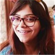 Experienced English Teacher helping students master language skills with confidence. 
