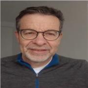 Profesor de Ingles, imparte clases a ninos y adultos, ya sea online o presencial