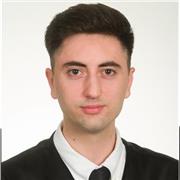 Estudiante de Filología Clásica e imparto clases de Latín, Griego y Español.