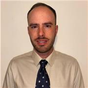 Profesor licenciado en Geología y con 10 años de experiencia con adolescentes de Eso en materias de lenguas, mates, física y química y biología-geología