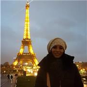 Laureata in civiltà e lingue straniere moderne, impartisco lezioni di francese. Grammatica, vocabolario, ascolto, letteratura e perché no… anche un po’ di conversazione!