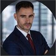 Ayudo a personas y profesionales a organizarse mejor, tomar decisiones claras y recuperar el control de su trabajo y su día a día.