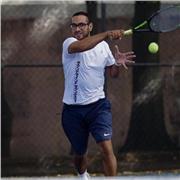 Profesor de Tenis para principiantes, intermedios y avanzados