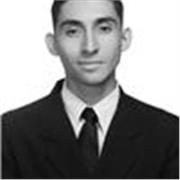 Licenciado en relaciones públicas y comunicación, me gusta enseñar e impartir clases de escritura y oratoria