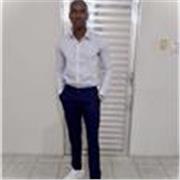 Professor particular de francês e português, com experiência em aulas de reforço de matemática para o ensino médio