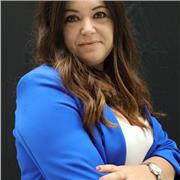 Professionista laureato impartisce lezioni di matematica per le scuole medie inferiori