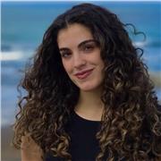 Estudiante de último curso del grado en Biología, extrovertida y animada, me encanta enseñar lo que más amo a quien lo necesite.