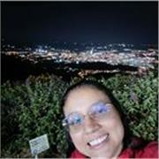 Soy profesional en contabilidad y me desenvuelvo para enseñar 