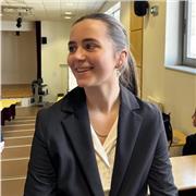 Récemment sortie de classe préparatoire au grandes écoles, je propose des cours d’allemand niveau collège et lycée