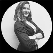 Profesional experto en enseñanza integral con más de 10 años de trayectoria en campos como el informático e inglés.