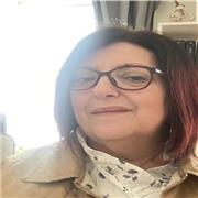 I am a woman Native Italian Online Tutor