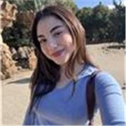 Profesora de contabilidad apta para todas las edades