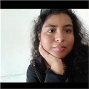 Docente de Inglés que imparte clases a estudiantes de todas las edades