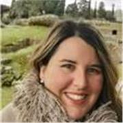 Profesora de Inglés con 8 años de experiencia  en todos los niveles y traductora empresarial. Preparacion de niveles y examenes Ca