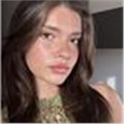 Soy María, estudiante y profesora particular de inglés. Mis clases son adaptadas a tu nivel y enfocadas en que ganes confianza